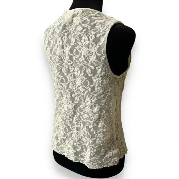 DKNY Vintage White delicate Floral Lace Sheer Crewneck Size Medium Tank/Camisole - Picture 7 of 16